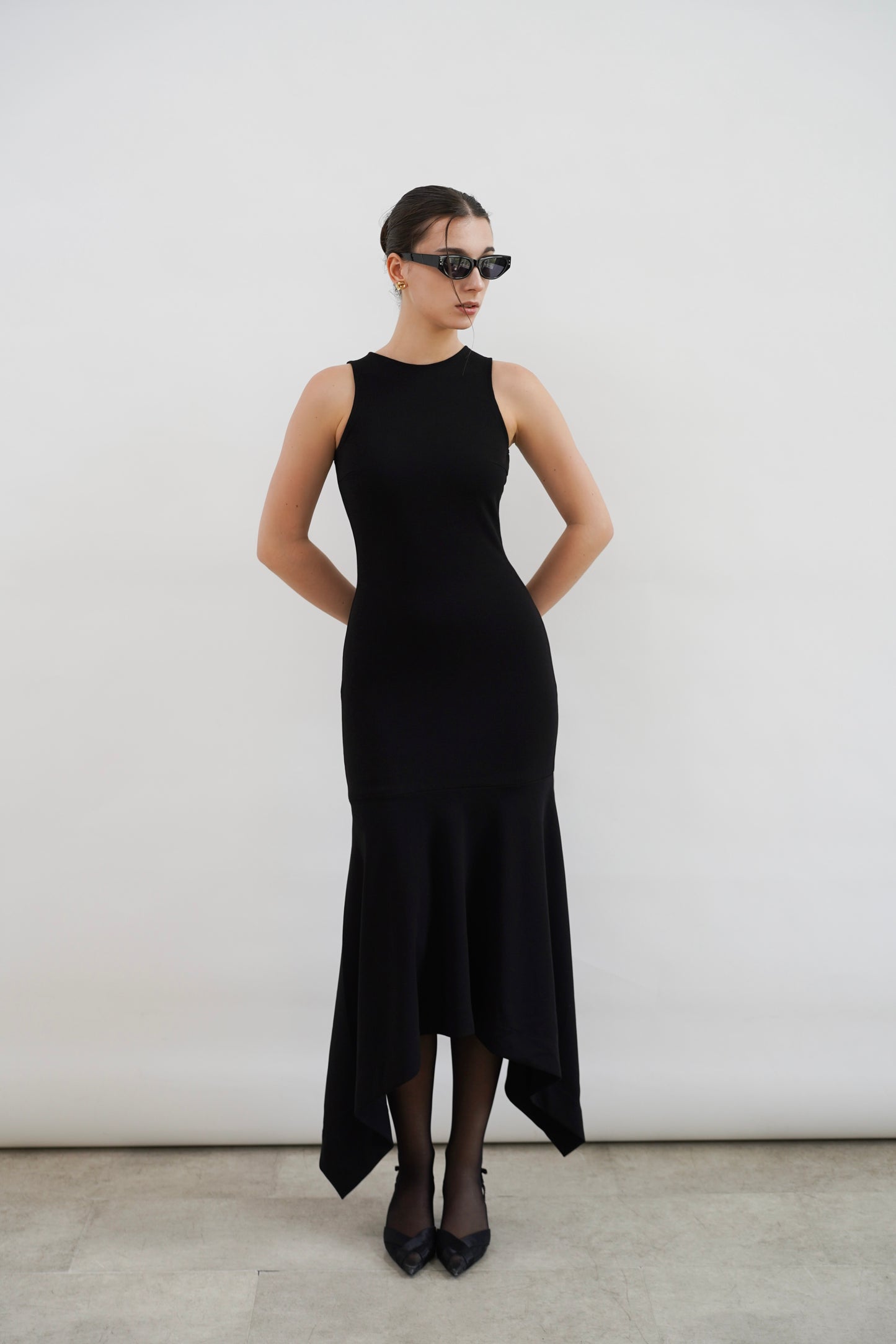 GIULLE - Flow Midi Dress in Black