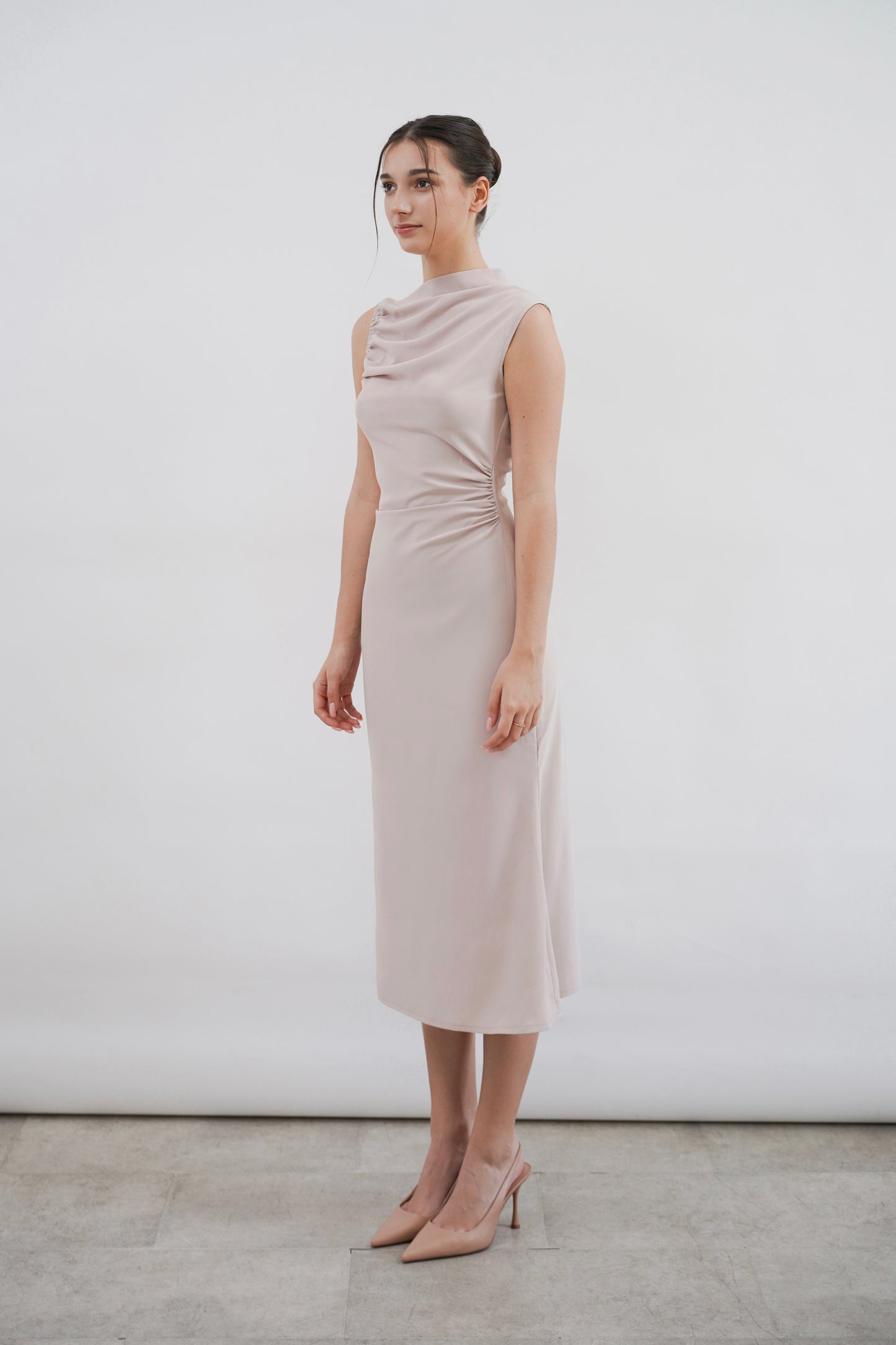 GIULLE - Sonnet Lightweight Midi Dress in Pale Pink