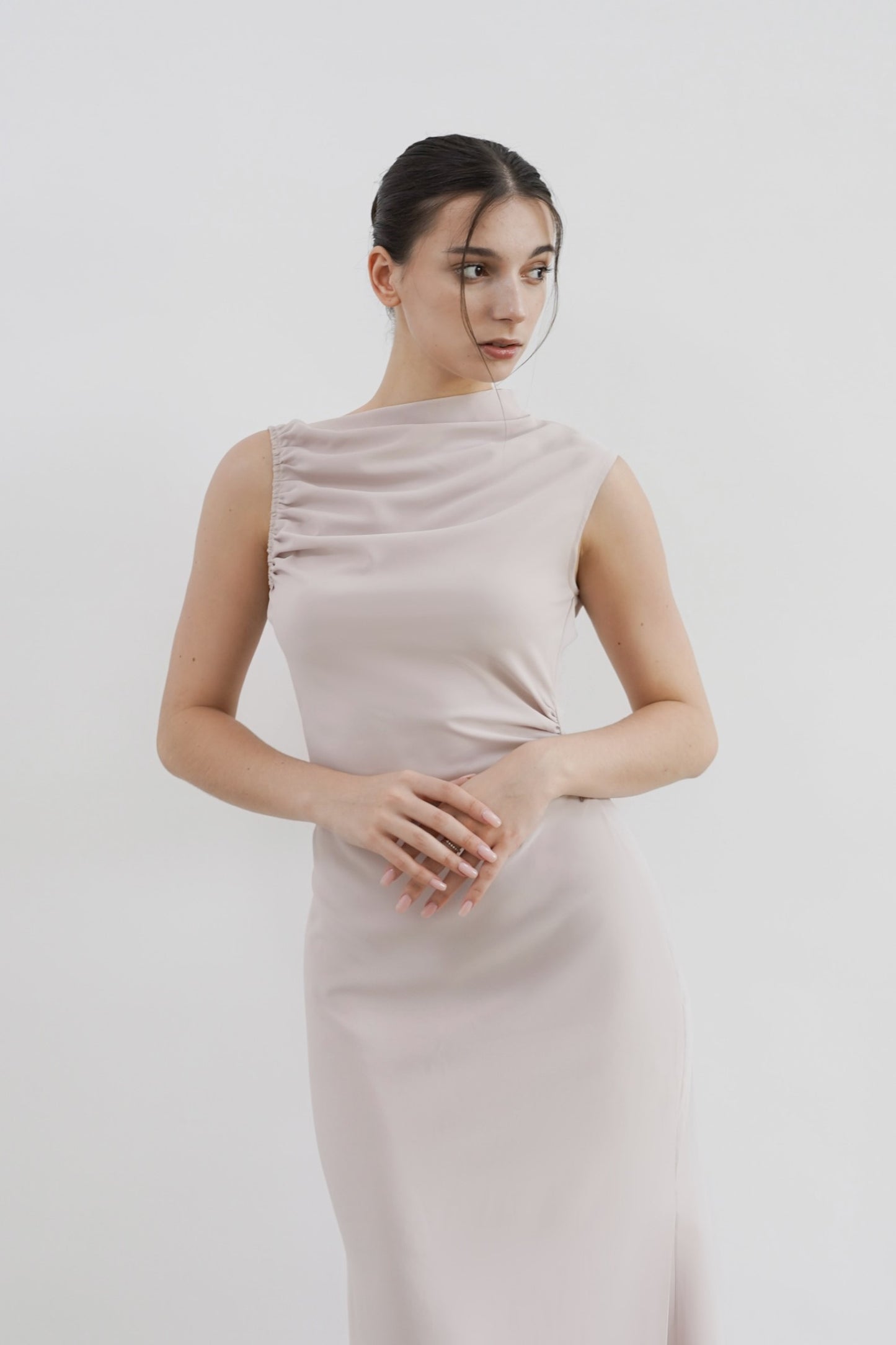 GIULLE - Sonnet Lightweight Midi Dress in Pale Pink
